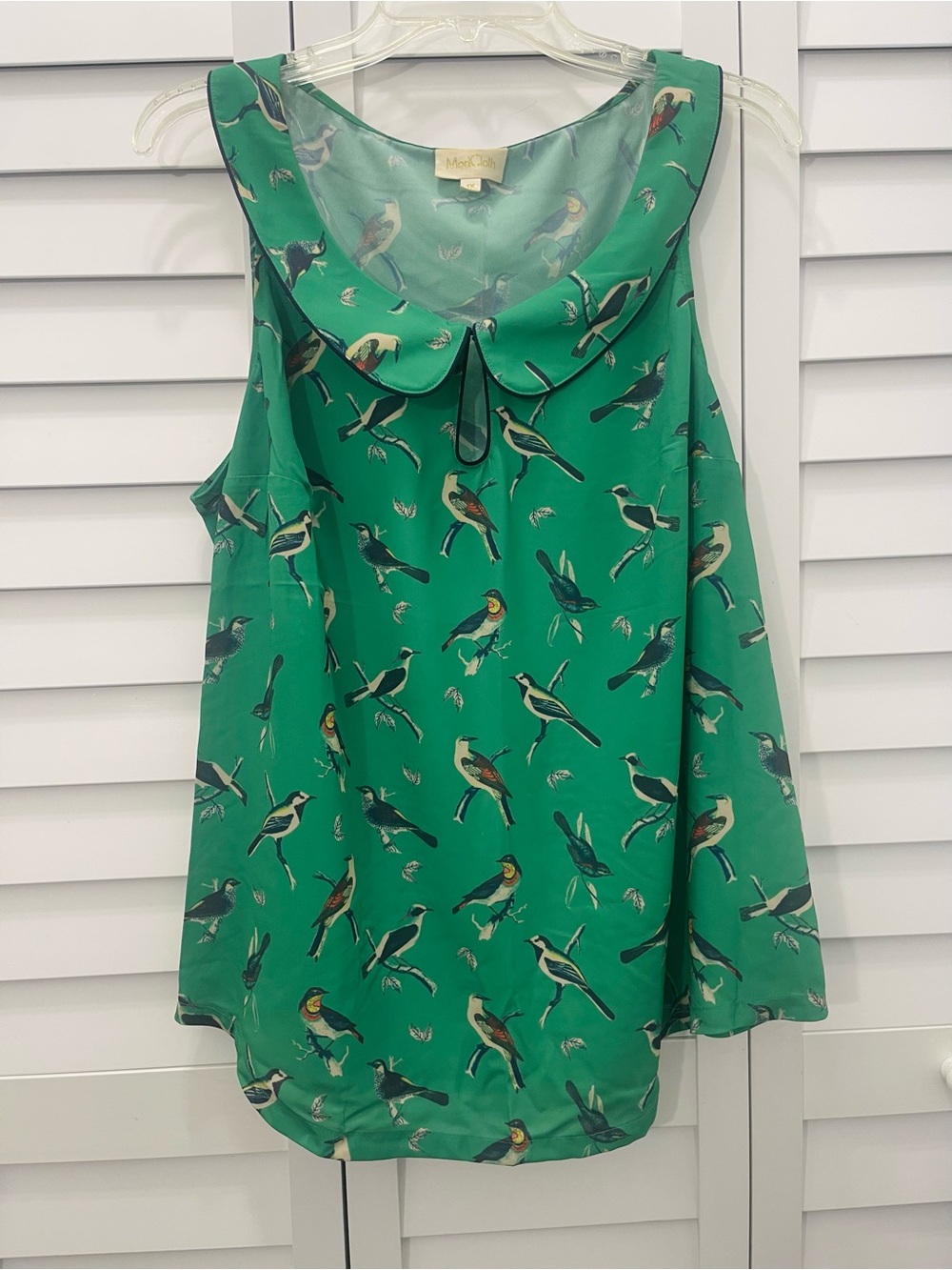 ModCloth Green Bird-Print Sleeveless Top with Peter Pan Collar and Keyhole